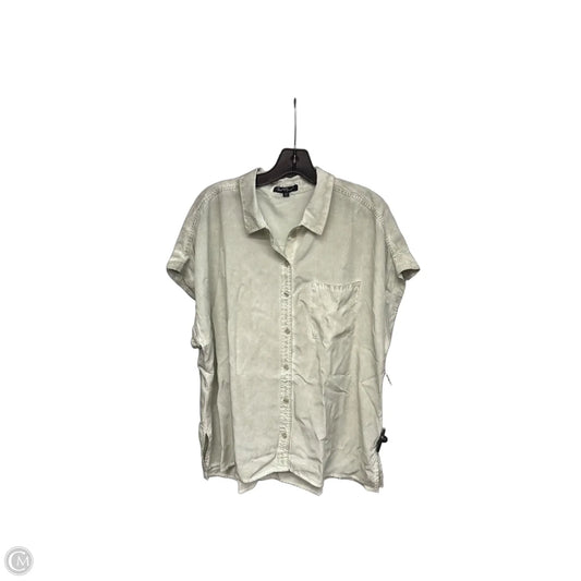 Top Short Sleeve By Velvet In Green, Size: Xl