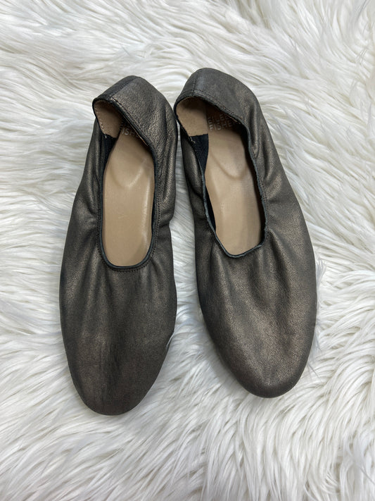 Shoes Flats By Eileen Fisher In Taupe, Size:10