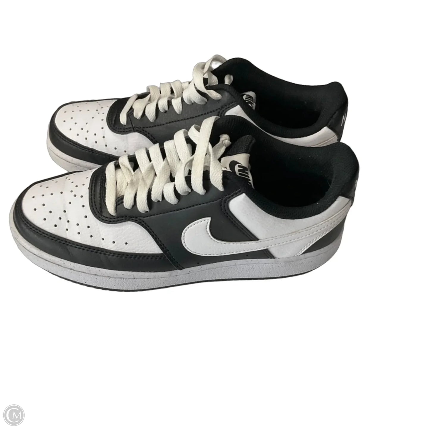 Shoes Sneakers By Nike In Black & White, Size: 7.5