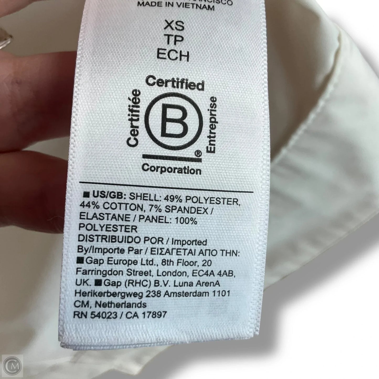 Athletic Top Long Sleeve Crewneck By Athleta In Cream, Size: Xs