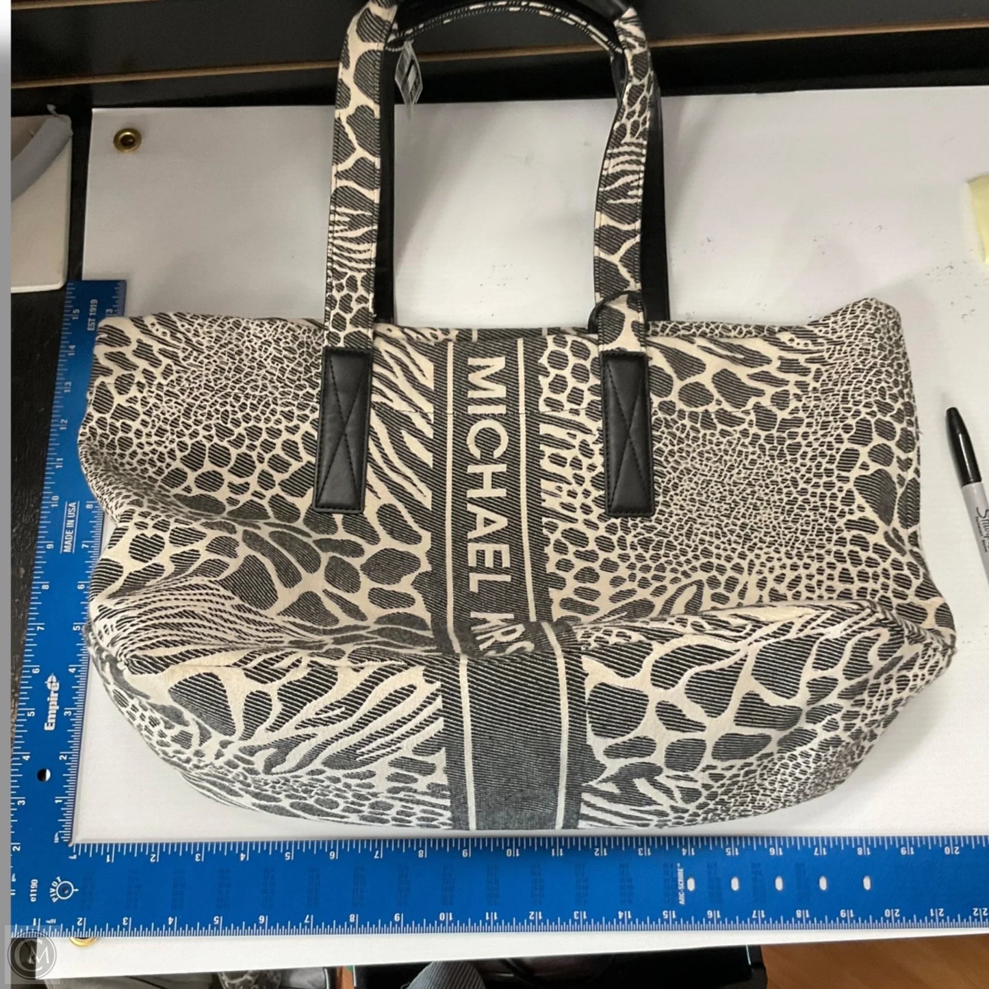 Tote Designer By Michael Kors, Size: Large