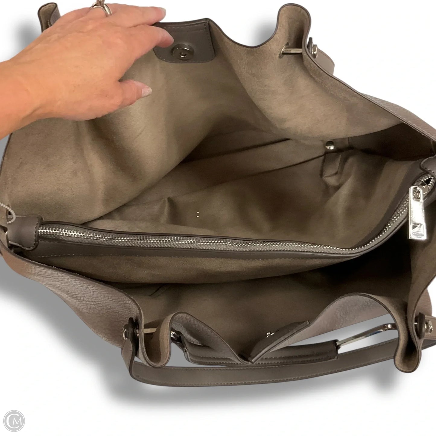 Tote Designer By Sondra Roberts, Size: Large