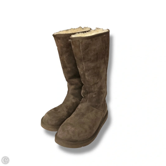 Boots Designer By Ugg In Brown, Size: 9