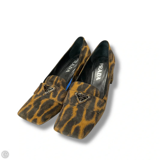 Shoes Luxury Designer By Prada In Animal Print, Size: 6.5