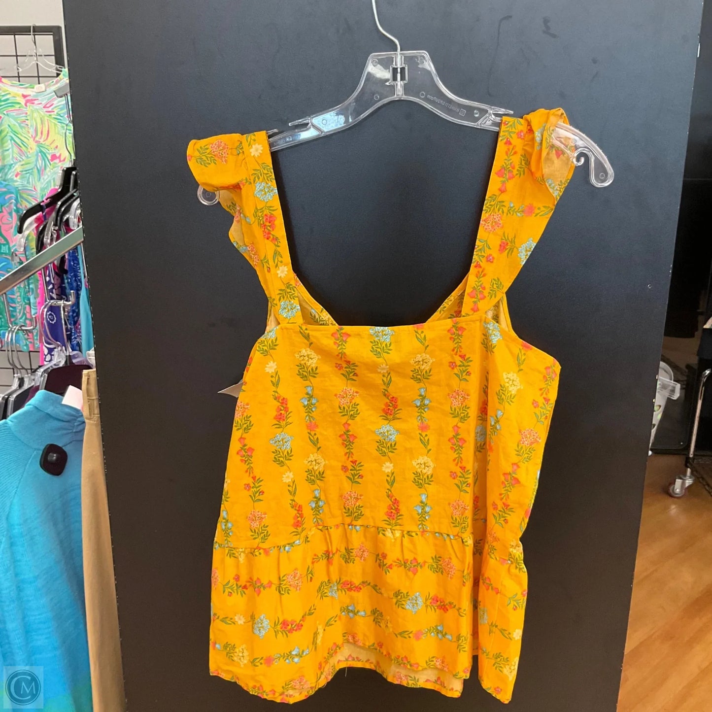 Top Sleeveless By Cece In Yellow, Size: M