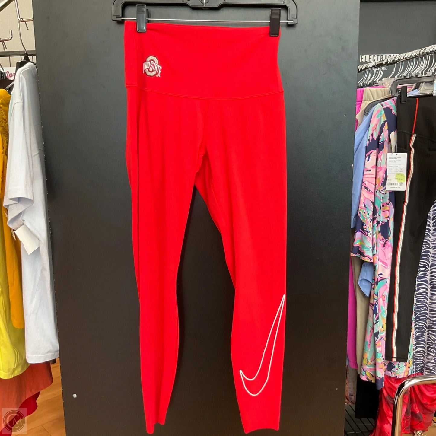 Athletic Leggings By Nike In Red, Size: S
