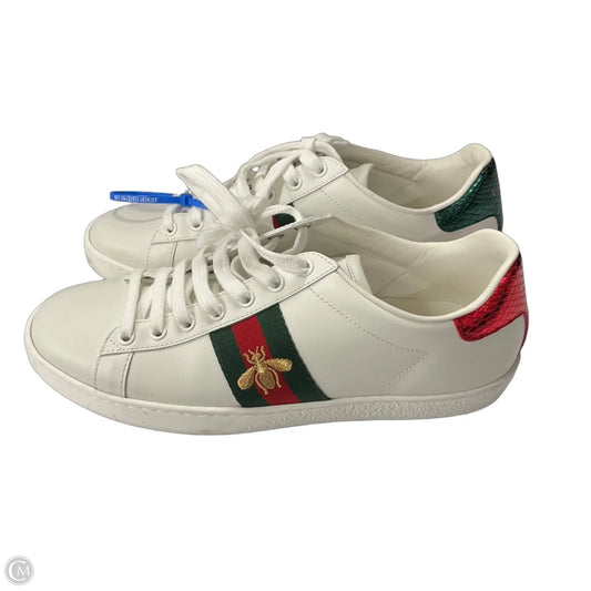 Shoes Luxury Designer By Gucci In White, Size: 9