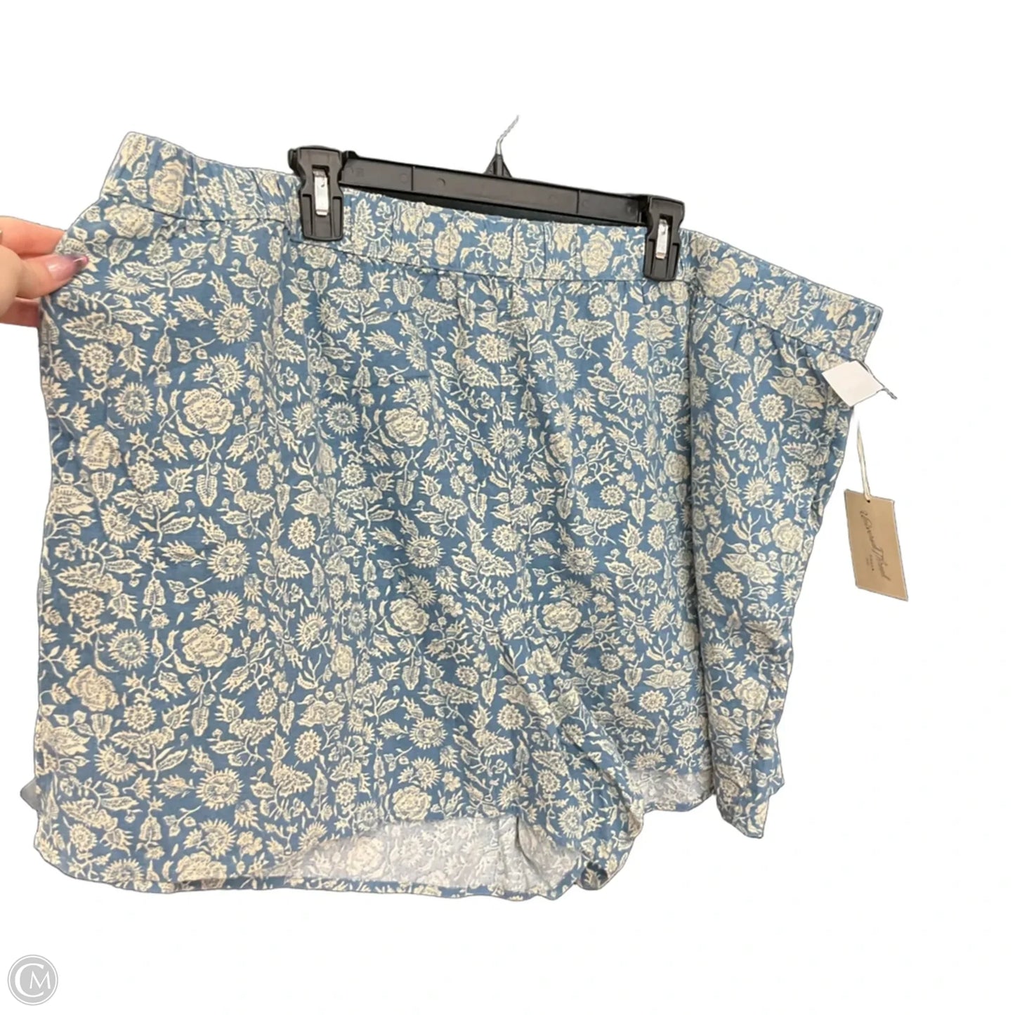 Shorts By Universal Thread In Blue & Cream, Size: 3x