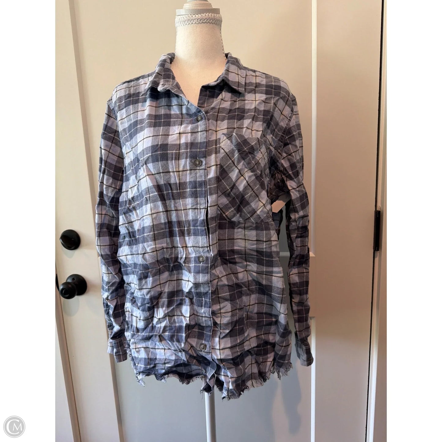 Top Long Sleeve By Eddie Bauer In Plaid Pattern, Size: Xl