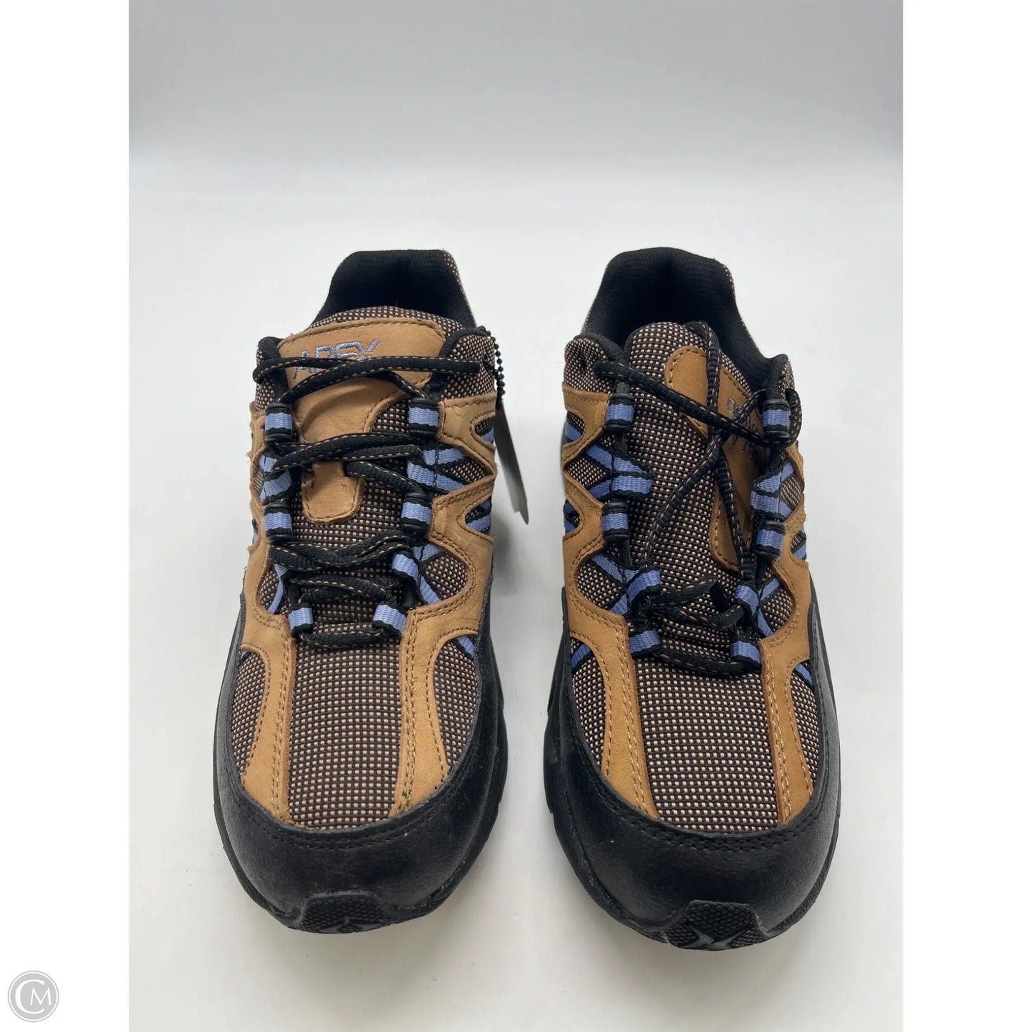 Shoes Athletic By Clothes Mentor In Brown, Size: 7.5