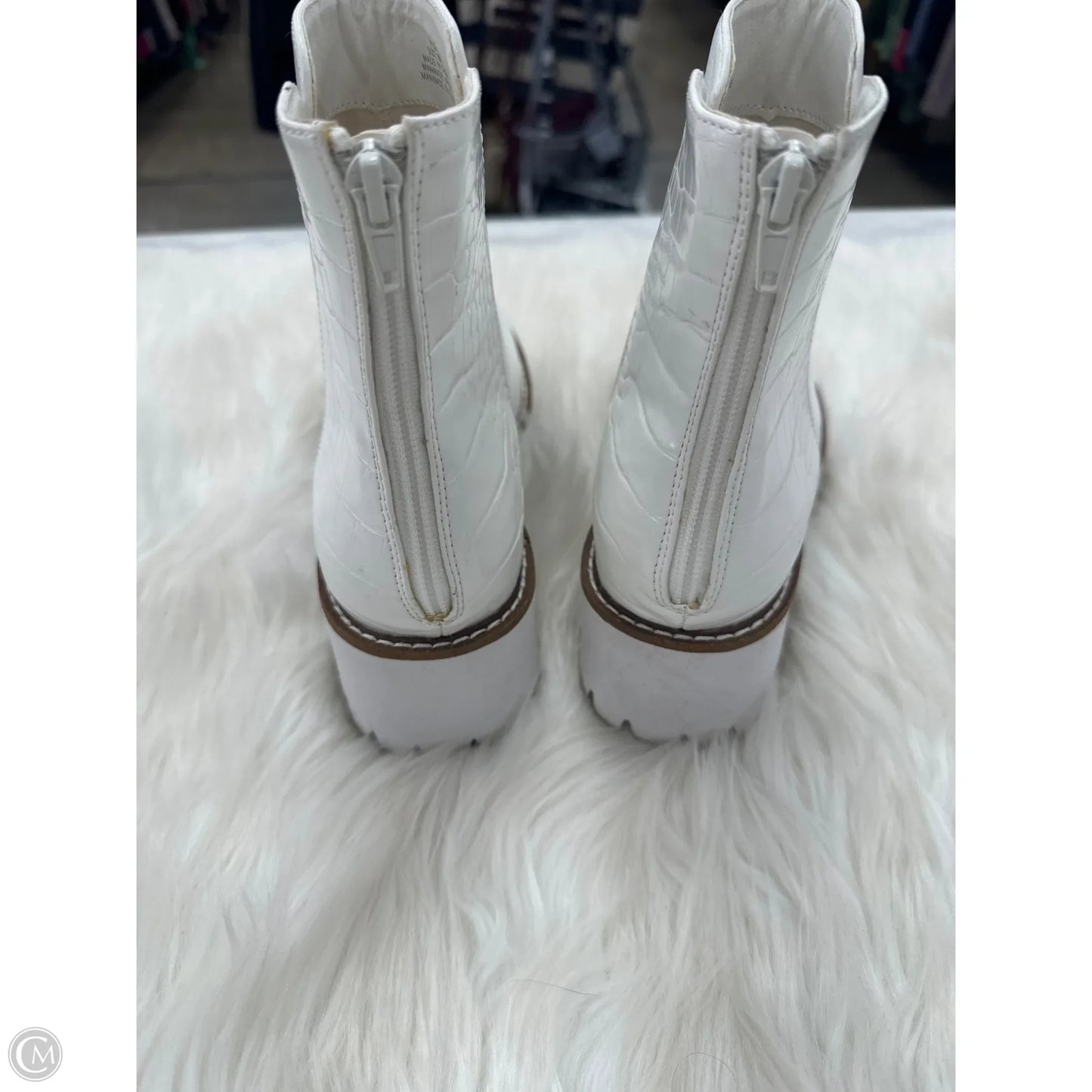 Boots Ankle Heels By Coconuts In White, Size: 8