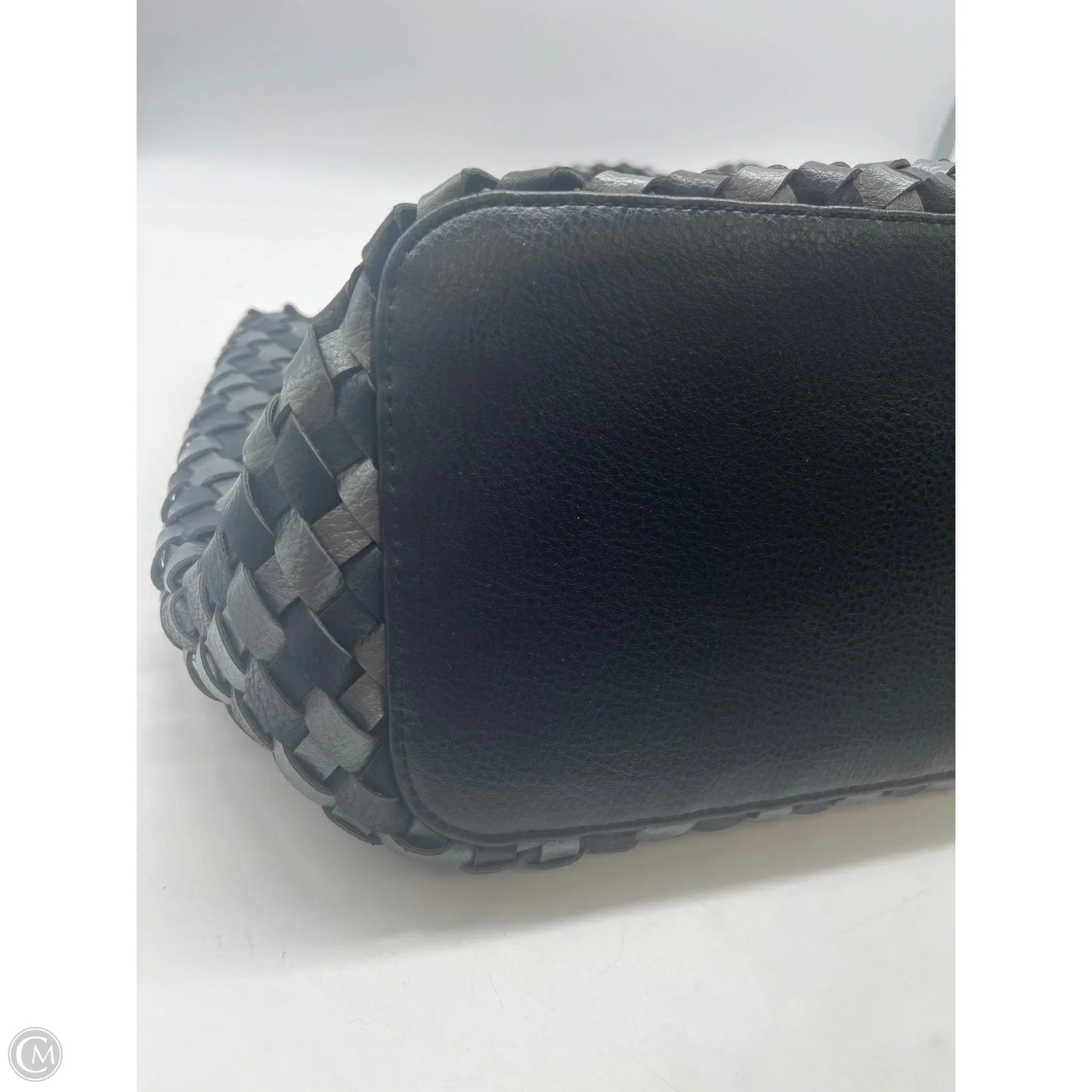 Tote By Clothes Mentor, Size: Medium