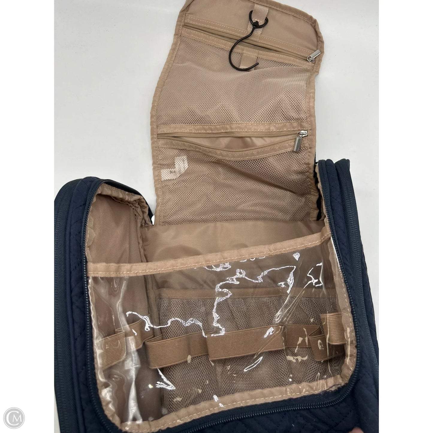 Makeup Bag By Clothes Mentor, Size: Medium