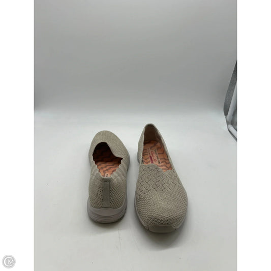Shoes Sneakers By Skechers In Grey, Size: 6.5