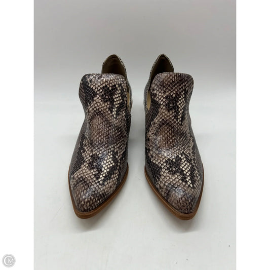 Boots Ankle Flats By Cl By Chinese Laundry In Snakeskin Print, Size: 8