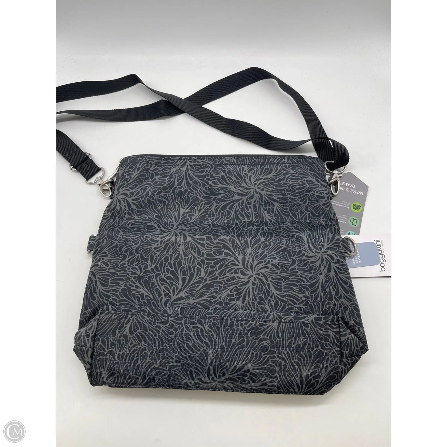 Crossbody By Baggallini, Size: Medium