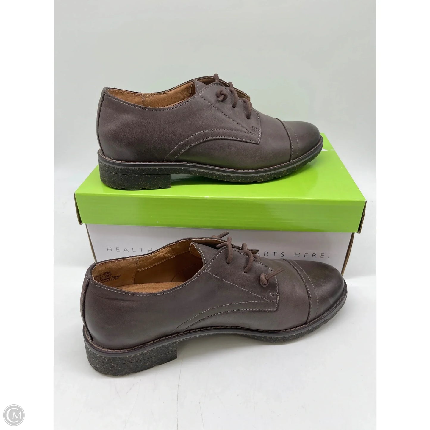 Shoes Flats By Aetrex In Brown, Size: 7