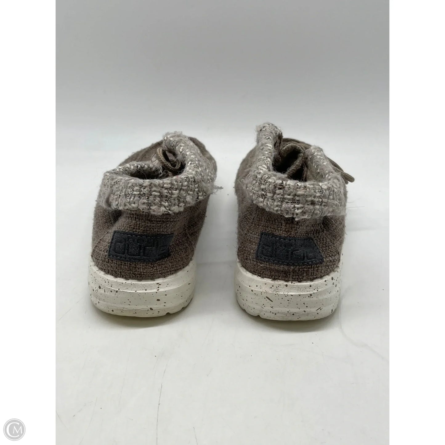 Shoes Flats By Hey Dude In Grey, Size: 7