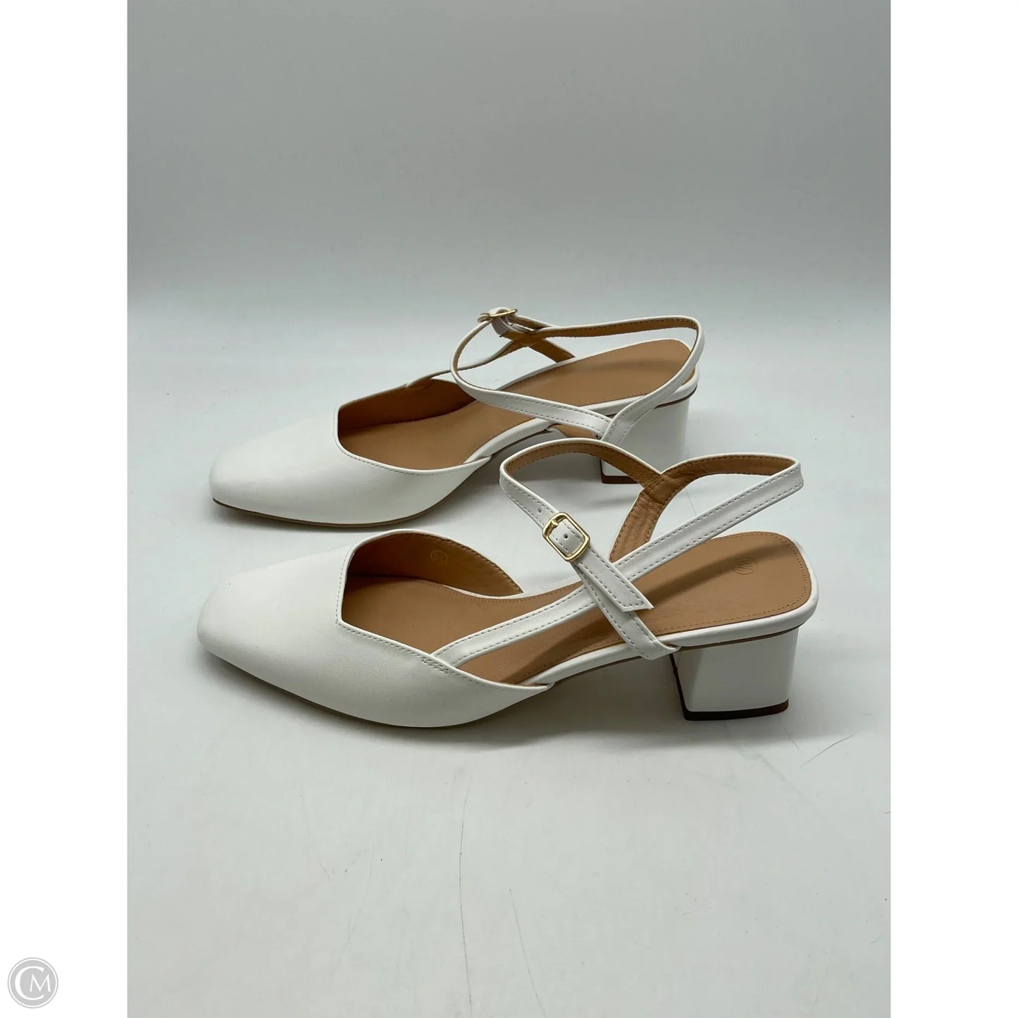 Shoes Heels Block By Clothes Mentor In White, Size: 8.5