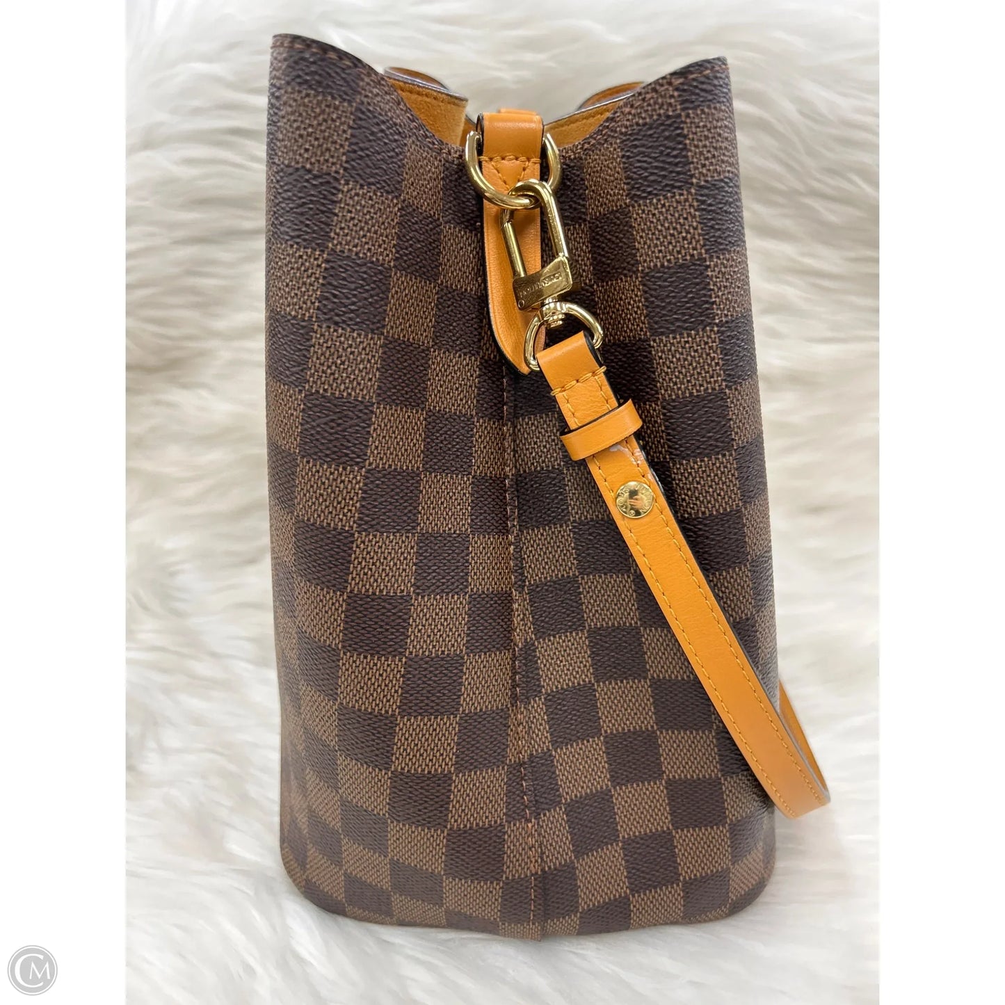 Handbag Luxury Designer By Louis Vuitton, Size: Medium