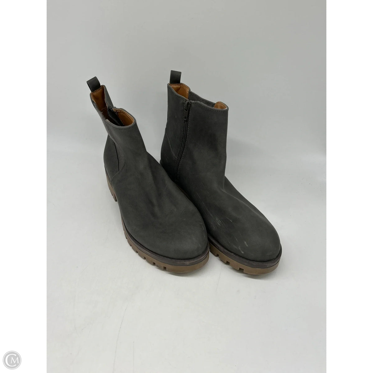 Boots Ankle Flats By Clothes Mentor In Grey, Size: 10