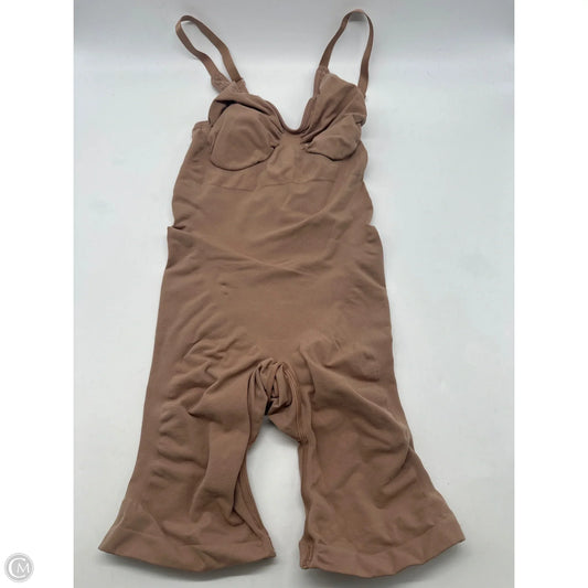 Bodysuit By Skims In Tan, Size: 2x