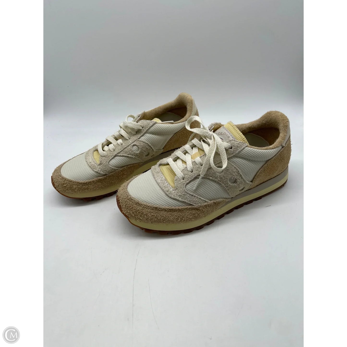 Shoes Athletic By Saucony In Cream, Size: 8.5