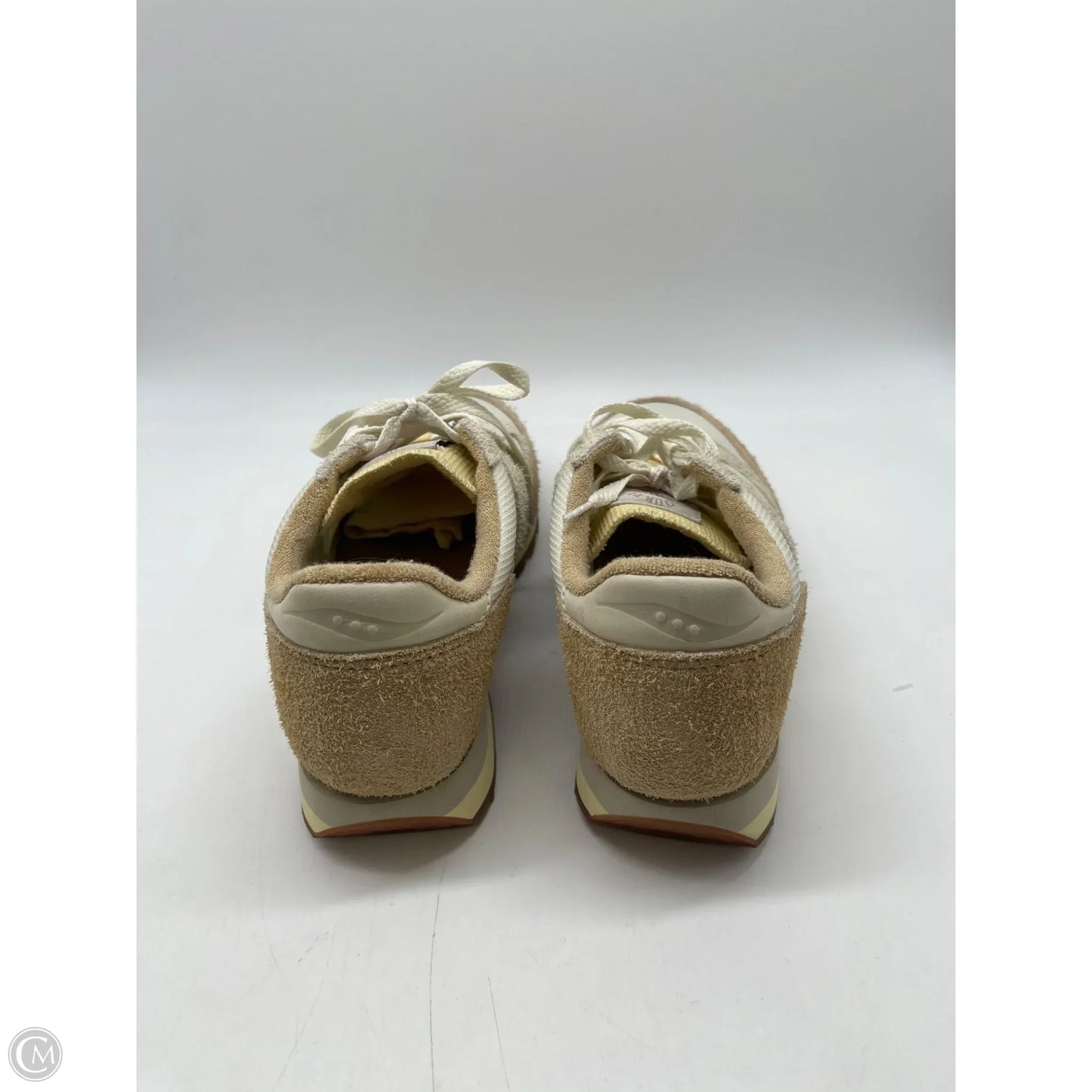 Shoes Athletic By Saucony In Cream, Size: 8.5