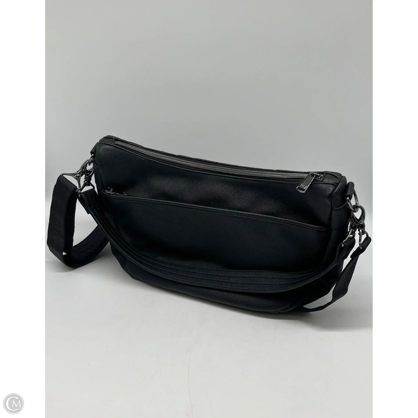 Handbag By Lug, Size: Medium