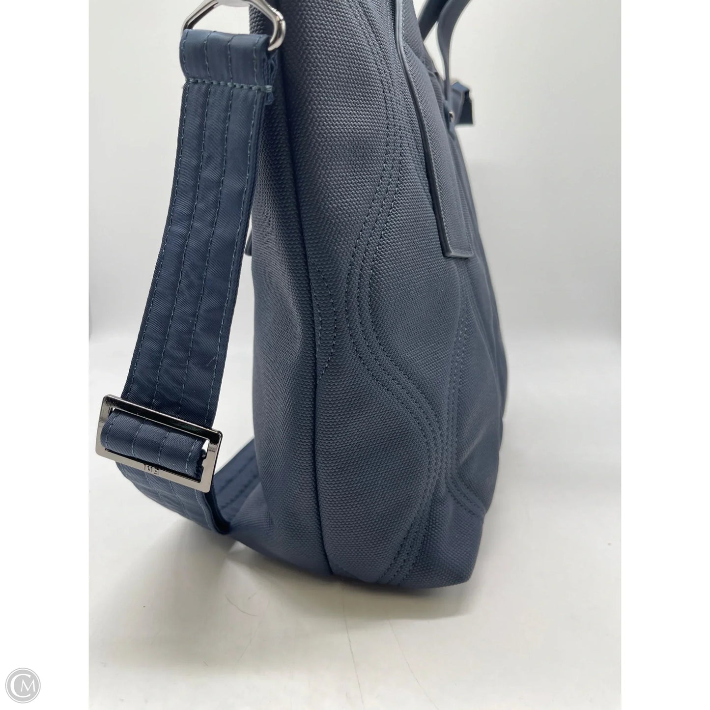 Handbag By Lug, Size: Medium