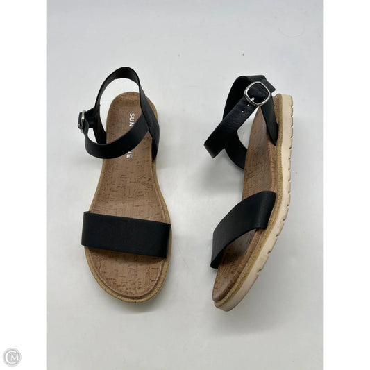 Sandals Flats By Clothes Mentor In Black, Size: 6.5