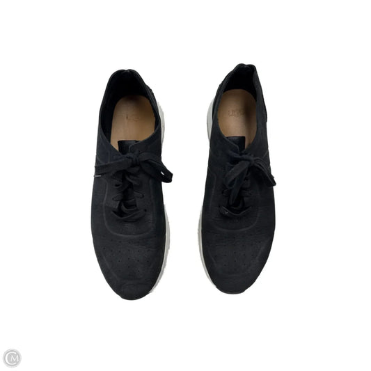 Shoes Designer By Ugg In Black, Size: 11