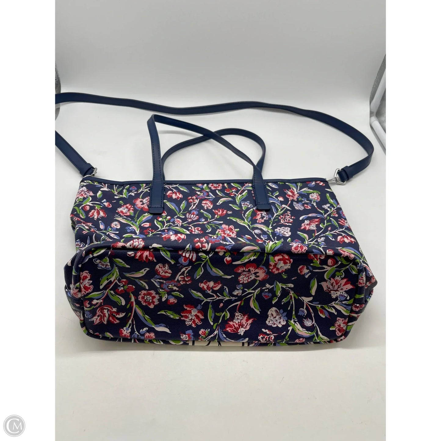 Handbag By Vera Bradley, Size: Small