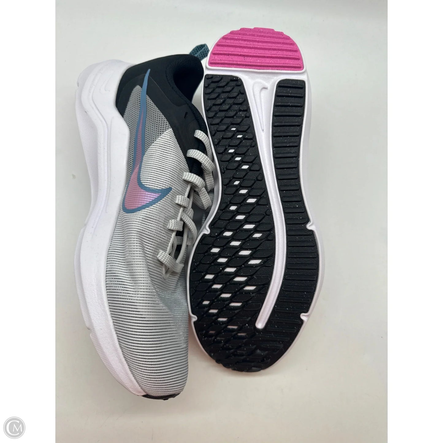 Shoes Athletic By Nike In Grey, Size: 11