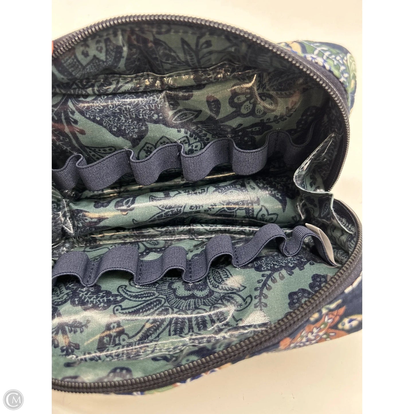 Makeup Bag By Vera Bradley, Size: Medium