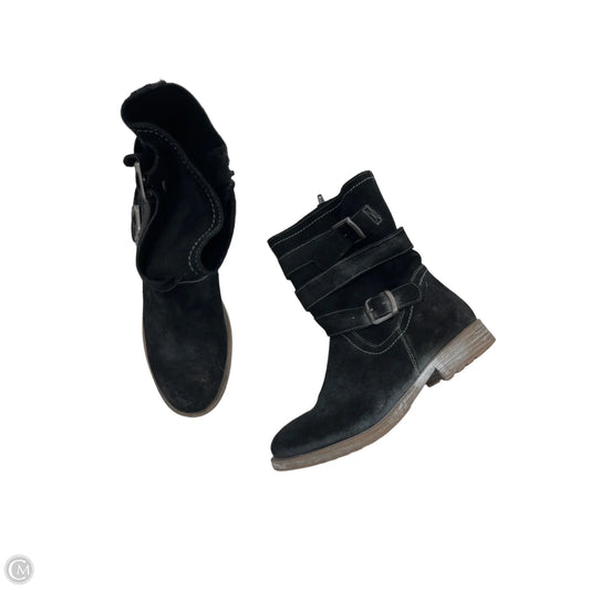 Boots Ankle Flats By Cma In Black, Size: 8.5