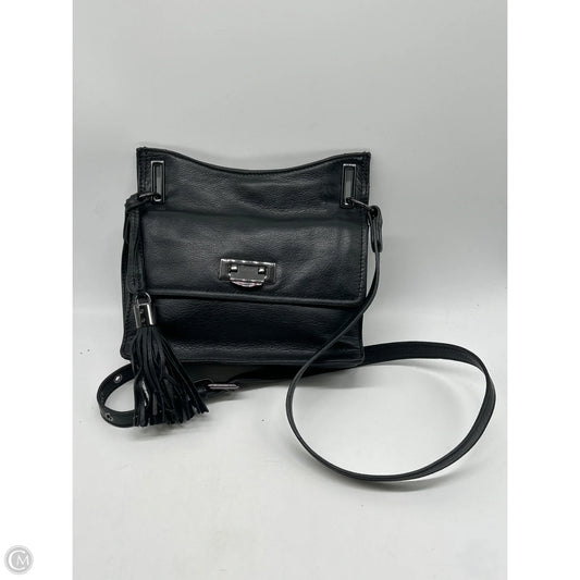 Crossbody By Clothes Mentor, Size: Medium