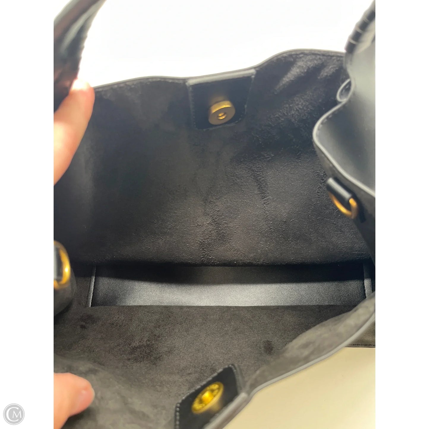 Handbag By Clothes Mentor, Size: Medium