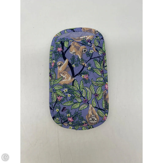 Sunglass Case By Vera Bradley, Size: