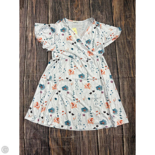 Dress Casual Short By Clothes Mentor In White, Size: Xl