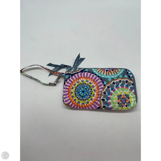 Wristlet By Vera Bradley, Size: Small