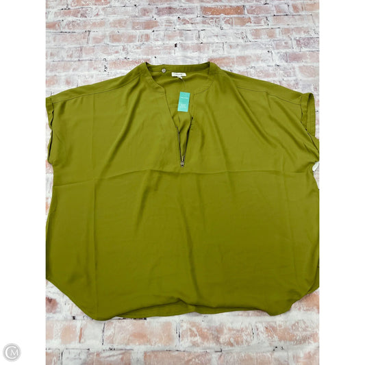 Top Short Sleeve By Maurices In Green, Size: 2x