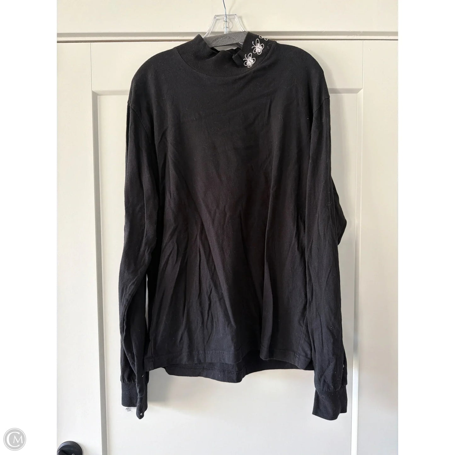 Top Long Sleeve By Urban Outfitters In Black, Size: L