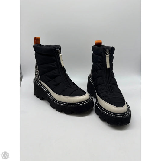 Boots Ankle Flats By Dolce Vita In Black & Orange, Size: 7