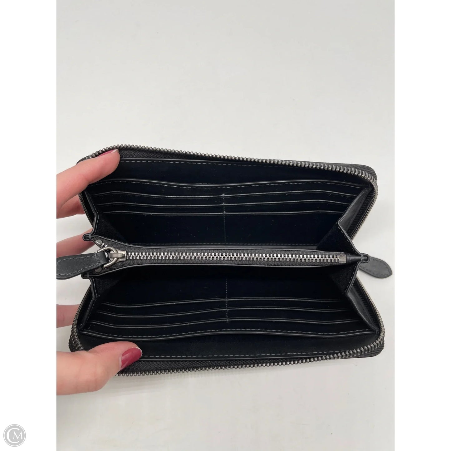 Wallet Luxury Designer By Burberry, Size: Medium