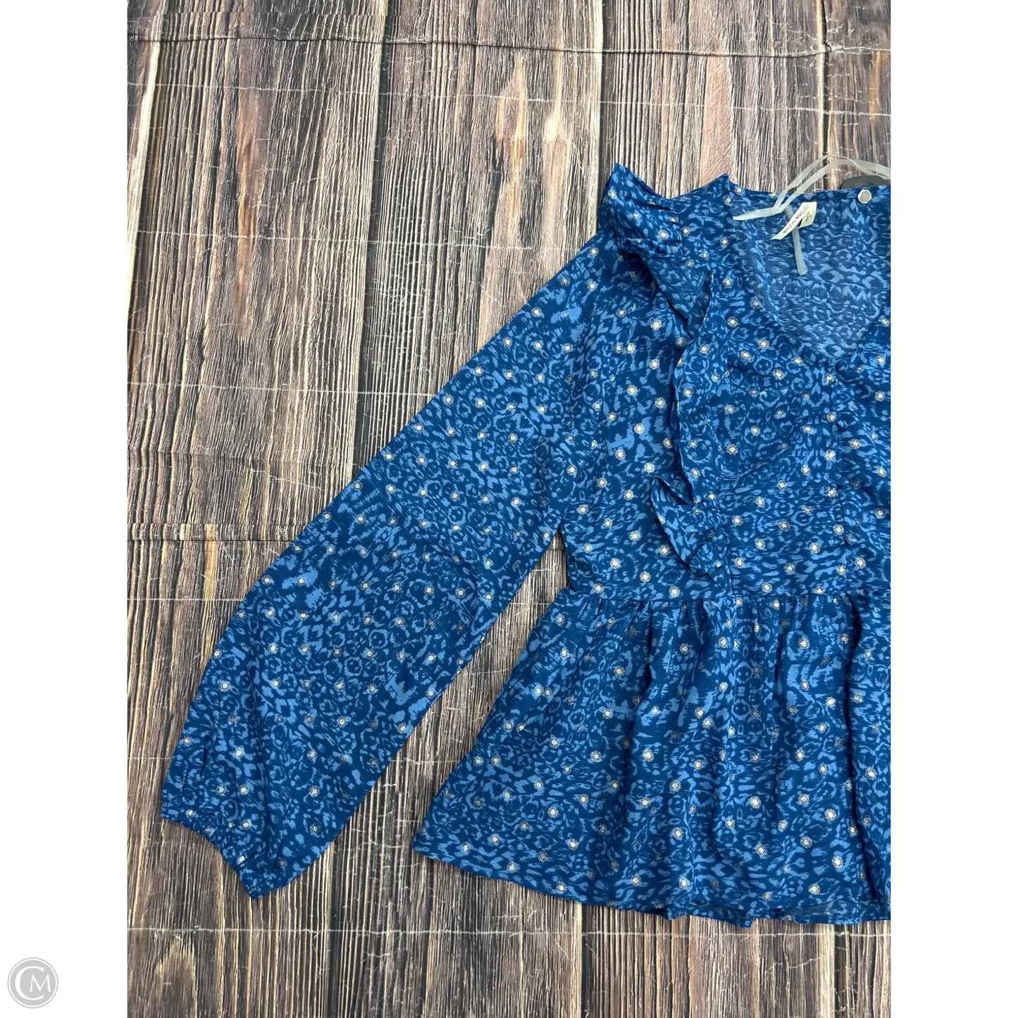 Top Long Sleeve By Clothes Mentor In Blue, Size: M