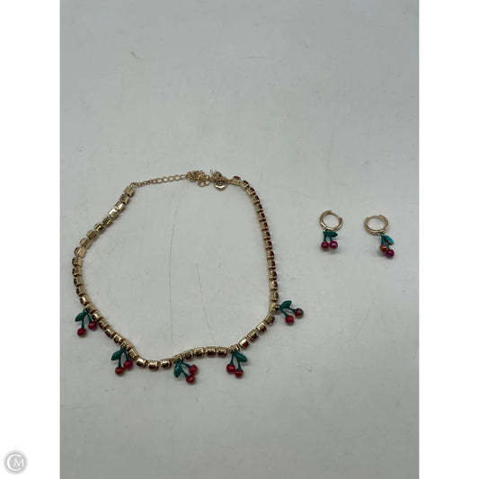 Necklace Charm By Betsey Johnson, Size: 02 Piece Set