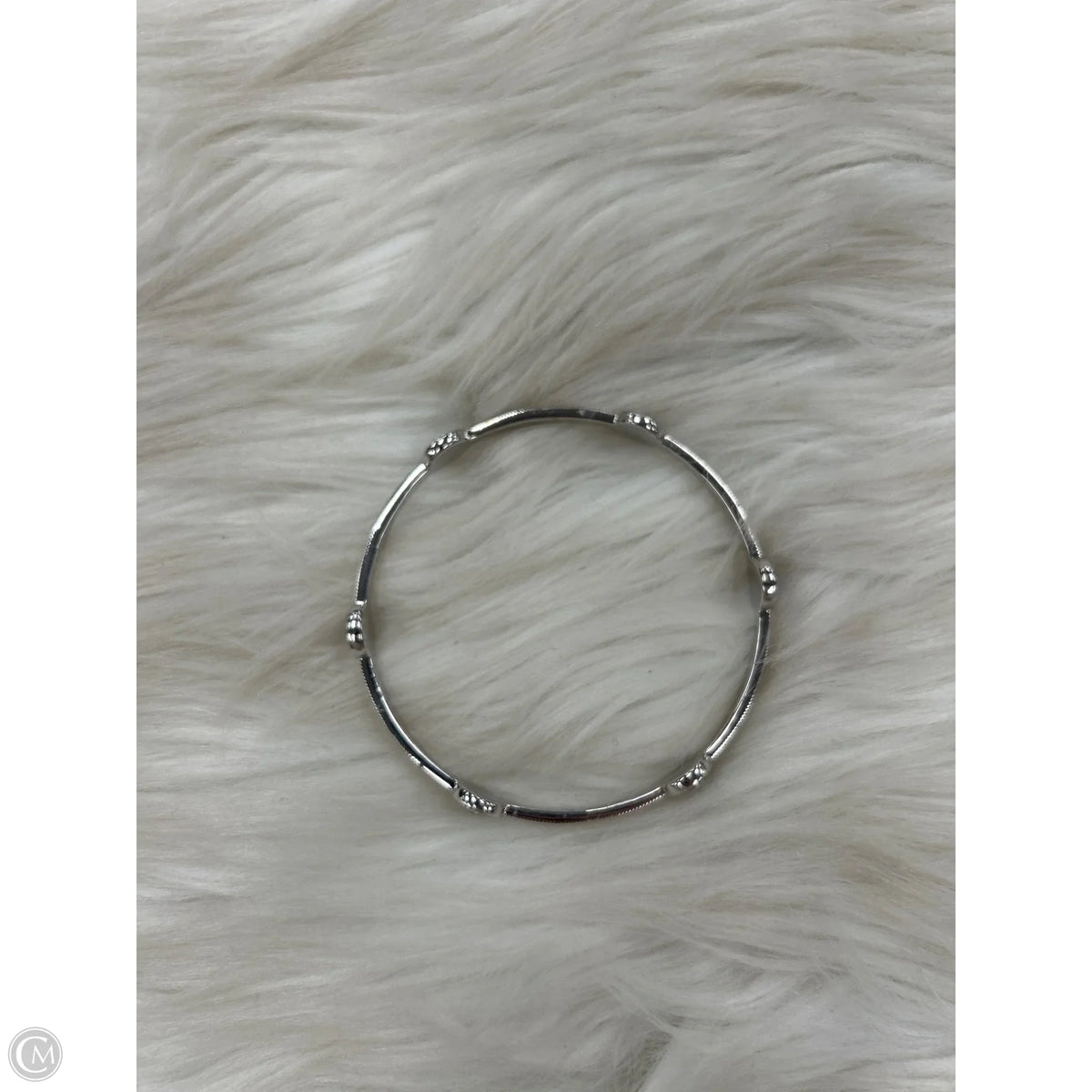 Bracelet Bangle By Clothes Mentor, Size: 0