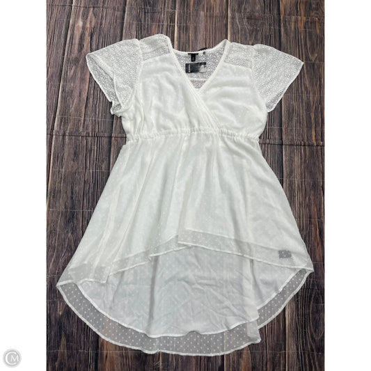 Dress Casual Short By Torrid In White, Size: 2x