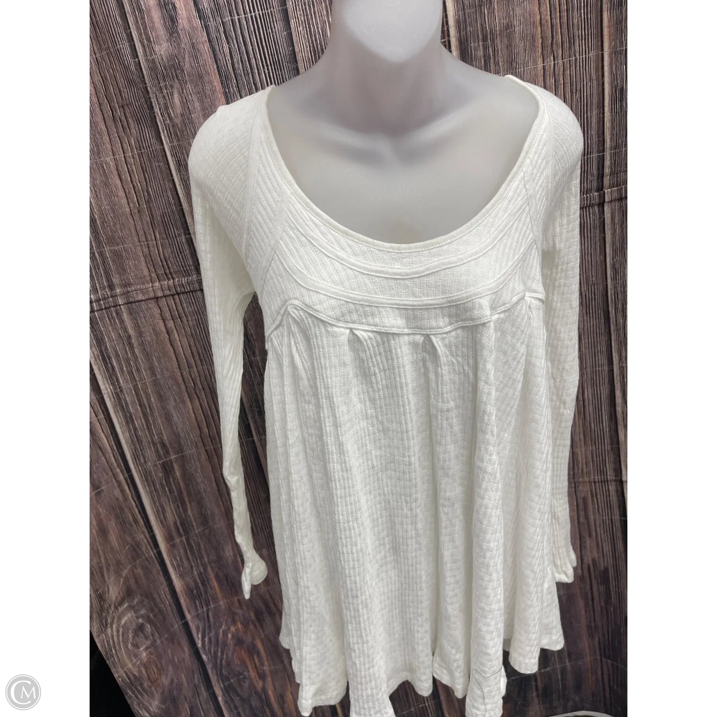 Top Long Sleeve By Free People In White, Size: Medium